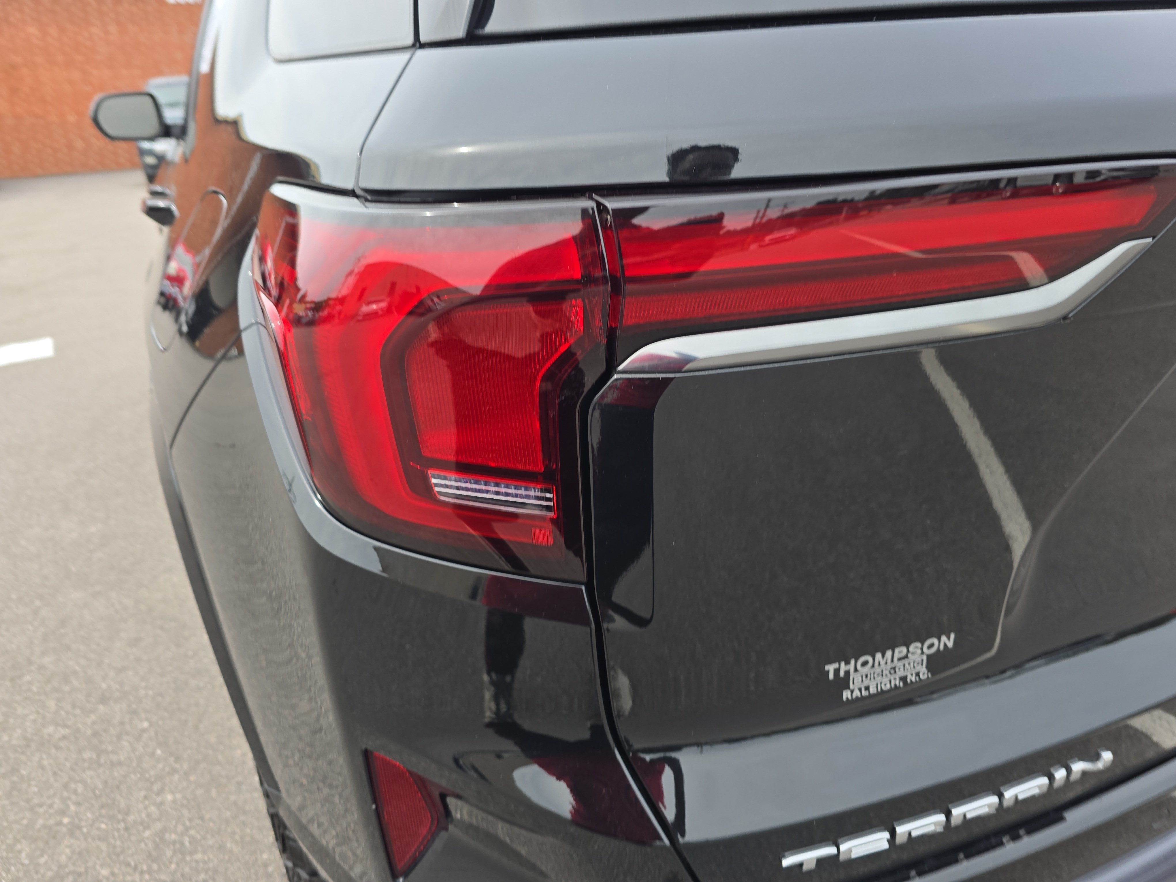 Used 2026 GMC Terrain AT4 w/ Convenience Package III AWD/4WD image 33