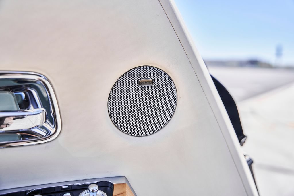 Used 2009 Rolls-Royce Phantom Drophead Coupe RWD image 35