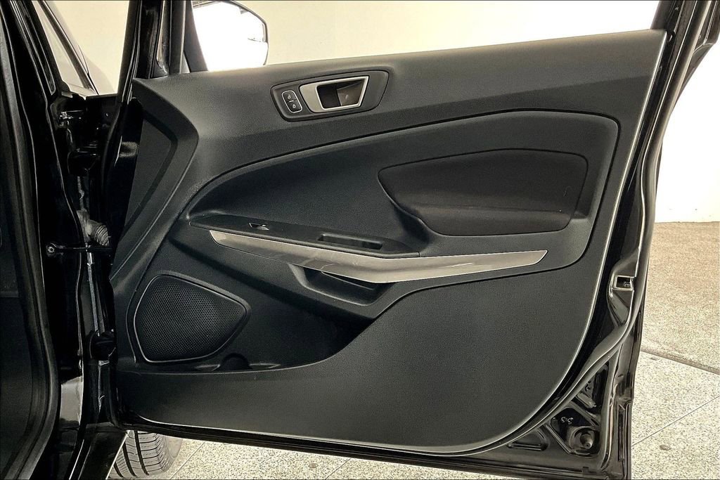 Used 2020 Ford EcoSport SE image 23