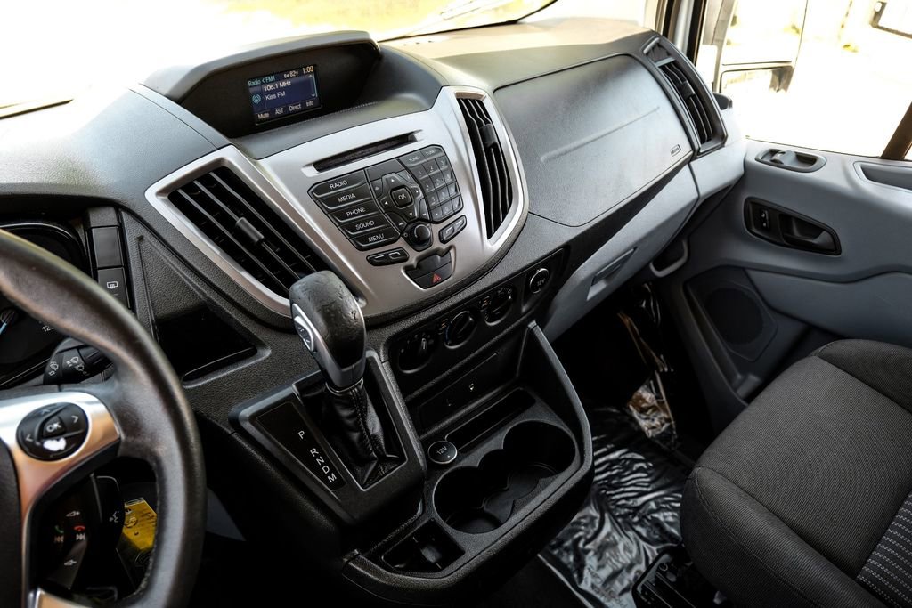 Used 2015 Ford Transit 150 XLT image 19