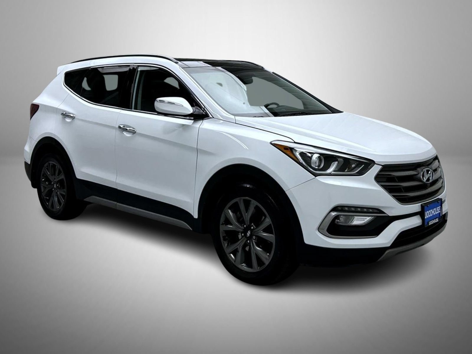 Used 2017 Hyundai Santa Fe Sport w/ Cargo Package AWD/4WD image 3