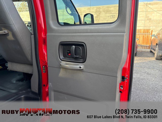 Used 2015 Chevrolet Express 2500 LS image 18