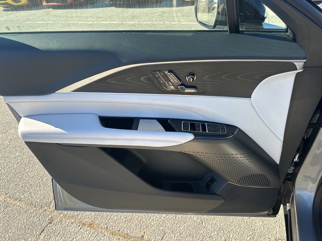 Used 2024 Cadillac Lyriq Luxury w/ LPO, Floor Liner Package image 25