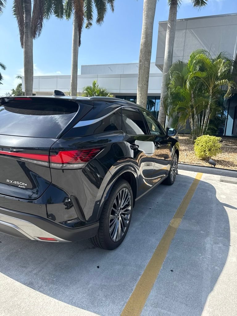 Used 2024 Lexus RX 450h AWD w/ Convenience Package image 7