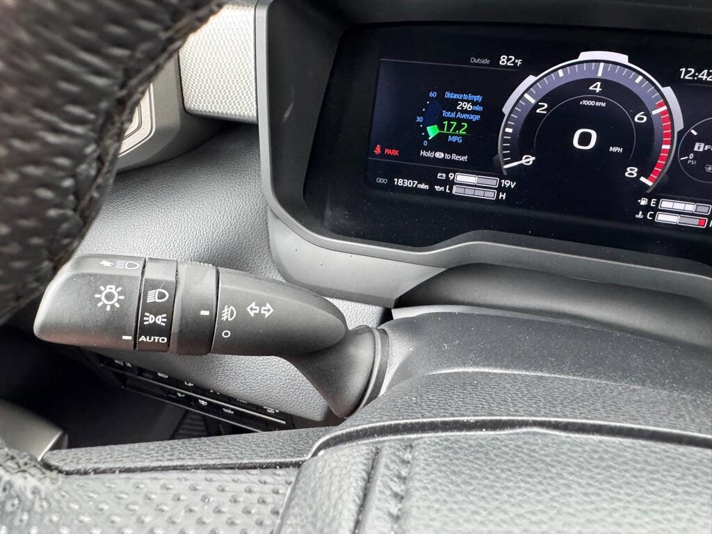 Used 2024 Toyota Tundra Limited image 21