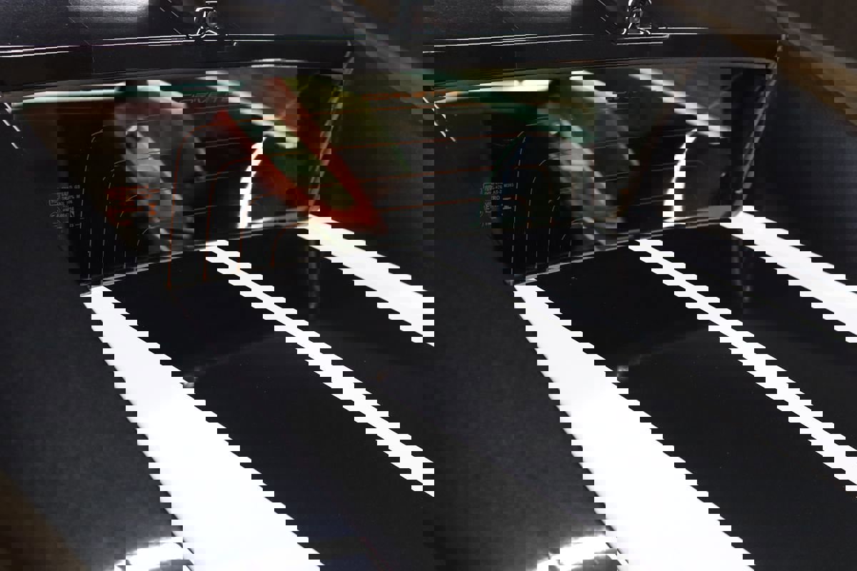 Used 2024 Chevrolet Corvette Stingray Premium Conv w/ Z51 Performance Package image 16