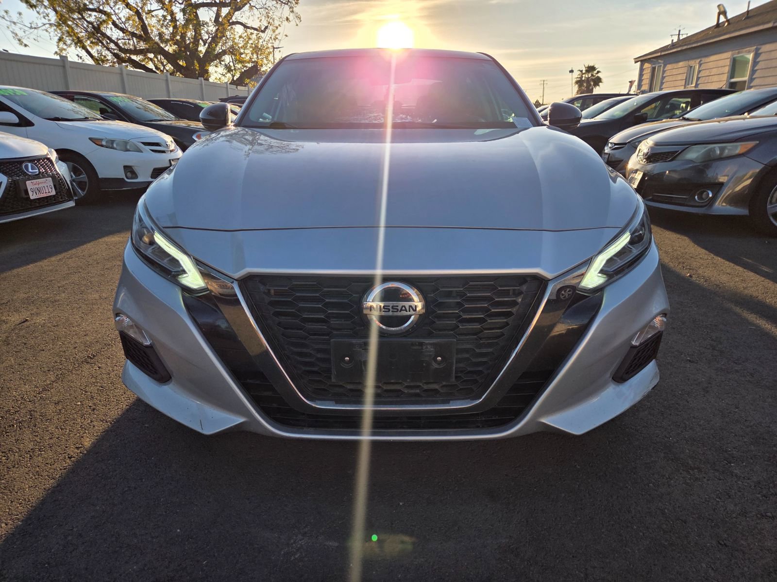 Used 2019 Nissan Altima 2.5 SR w/ SR Premium Package image 6