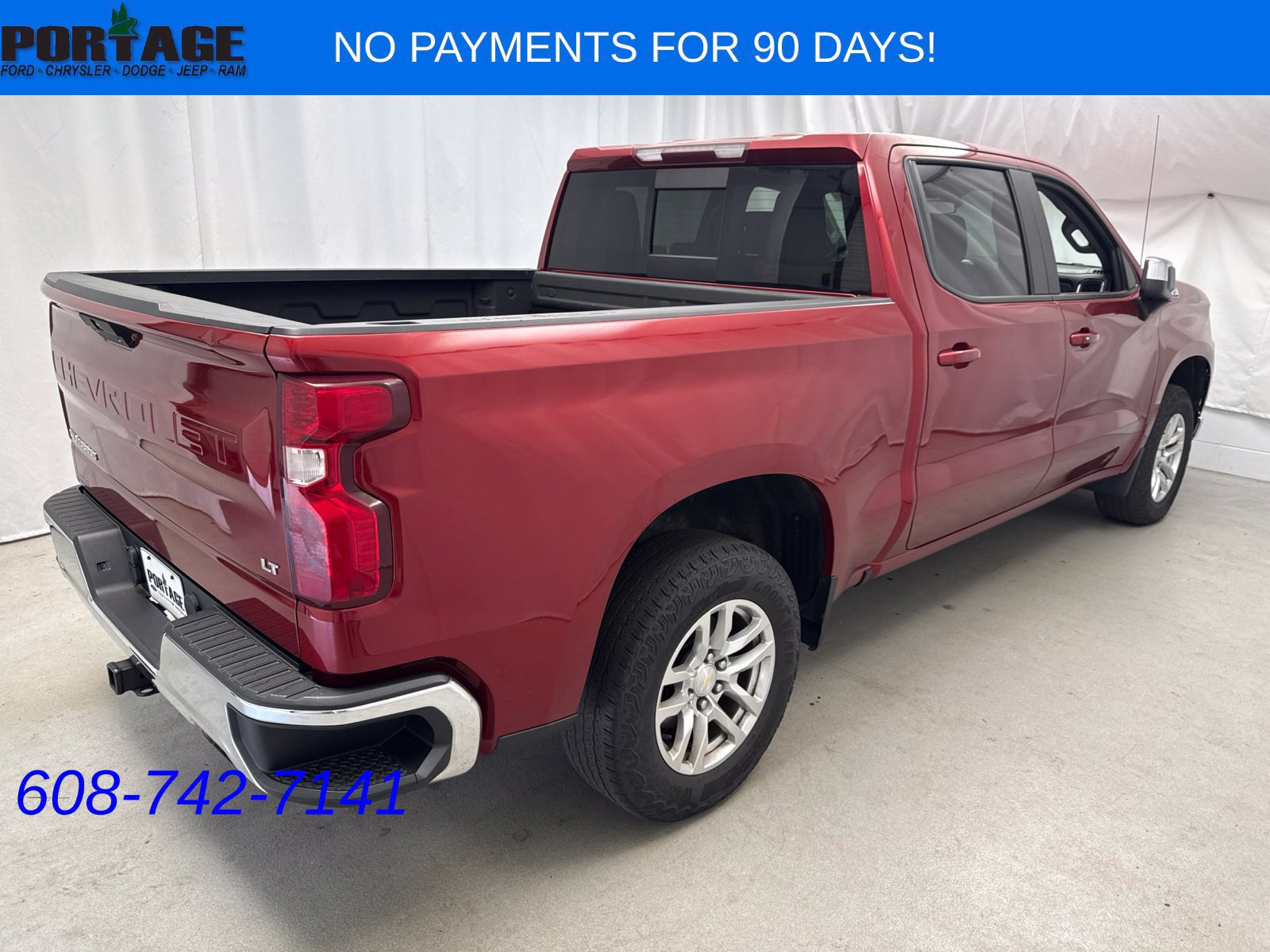 Used 2021 Chevrolet Silverado 1500 LT AWD/4WD image 2