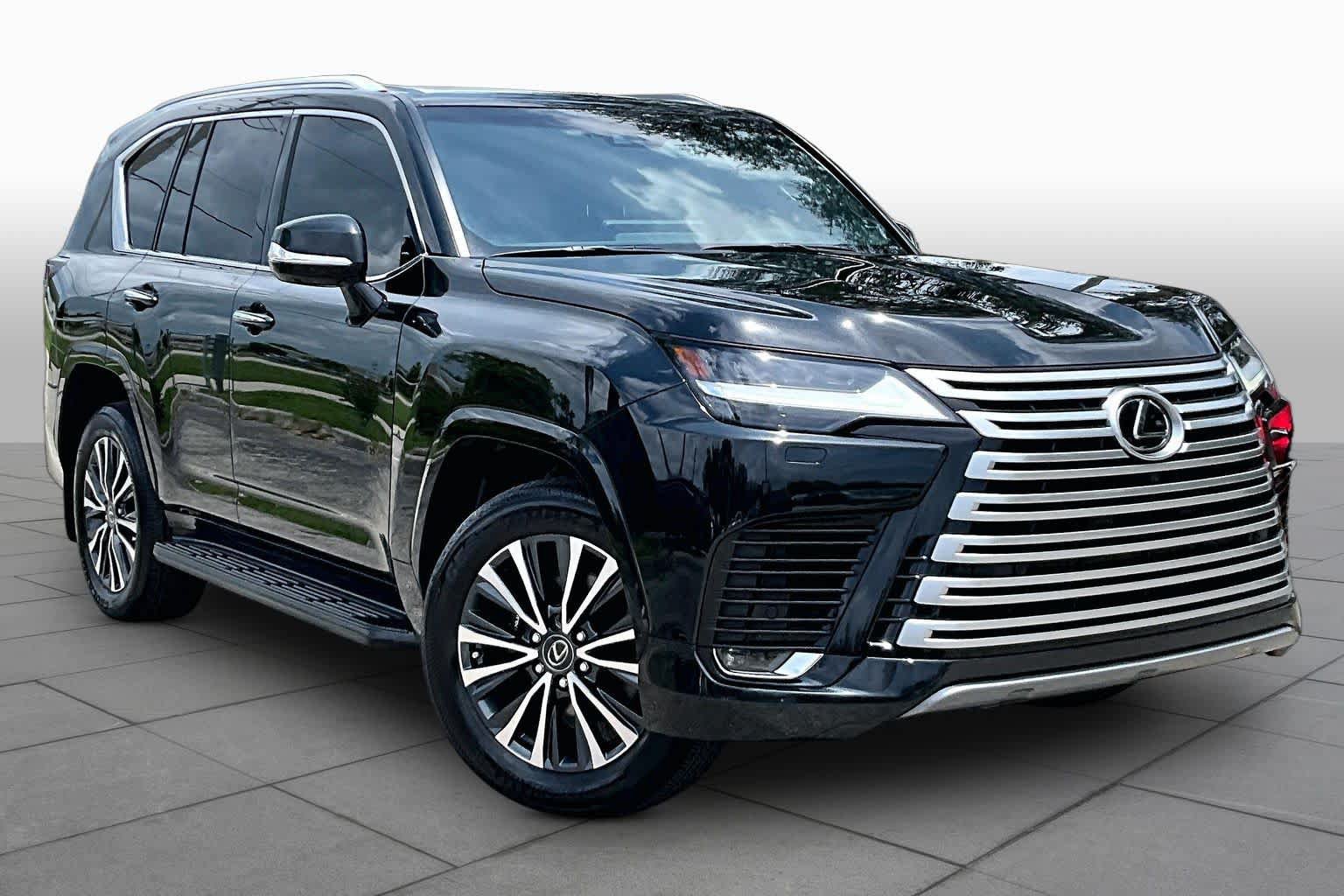 Used 2023 Lexus LX 600 4WD w/ Interior Upgrade Package image 3