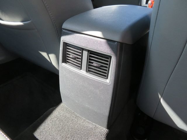 Used 2005 Chrysler 300 C RWD image 16