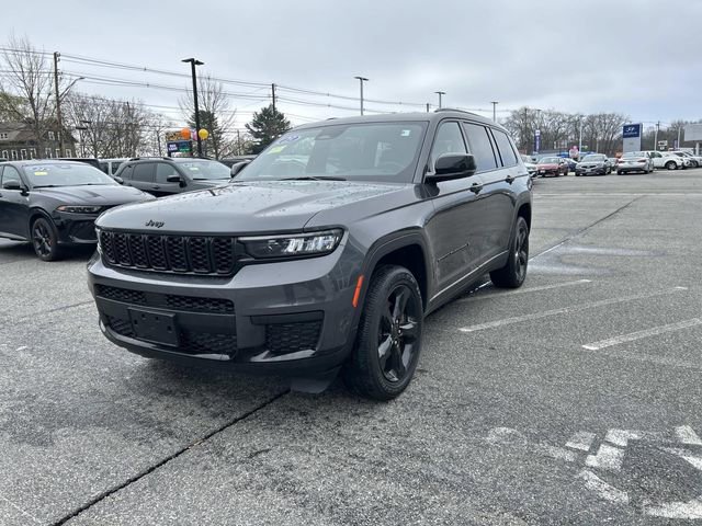 Used 2023 Jeep Grand Cherokee L Laredo AWD/4WD image 7