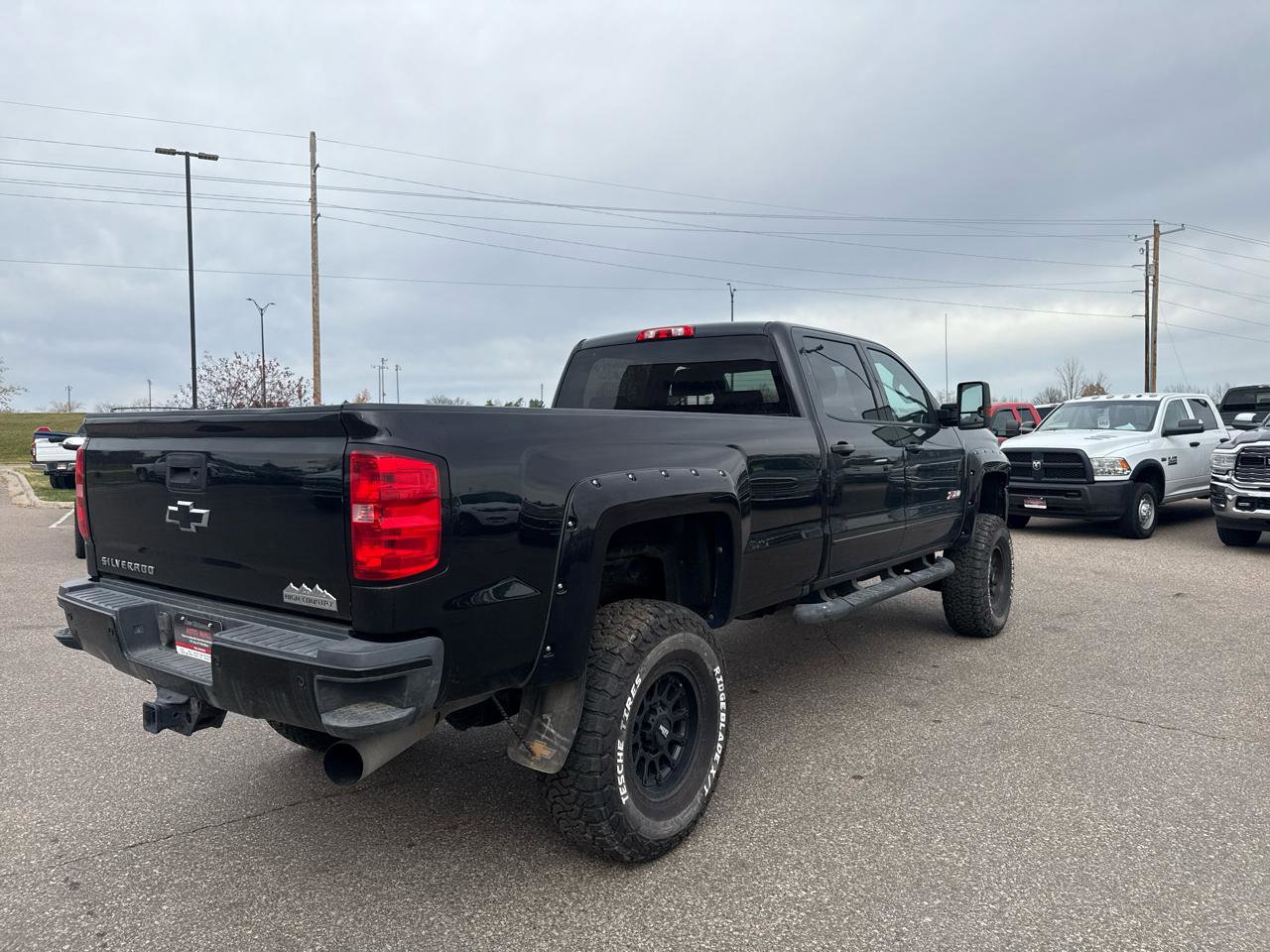 Used 2016 Chevrolet Silverado 2500 LT w/ Midnight Edition AWD/4WD image 5