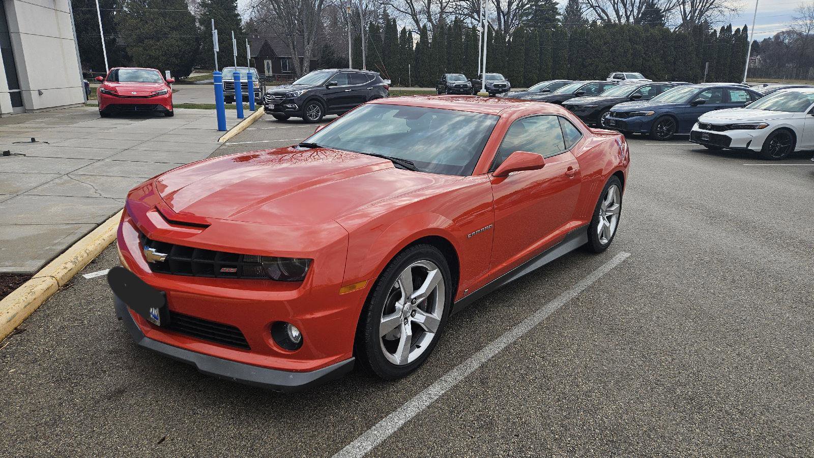 Used 2010 Chevrolet Camaro SS w/ LPO, Ground Effects Package image 3