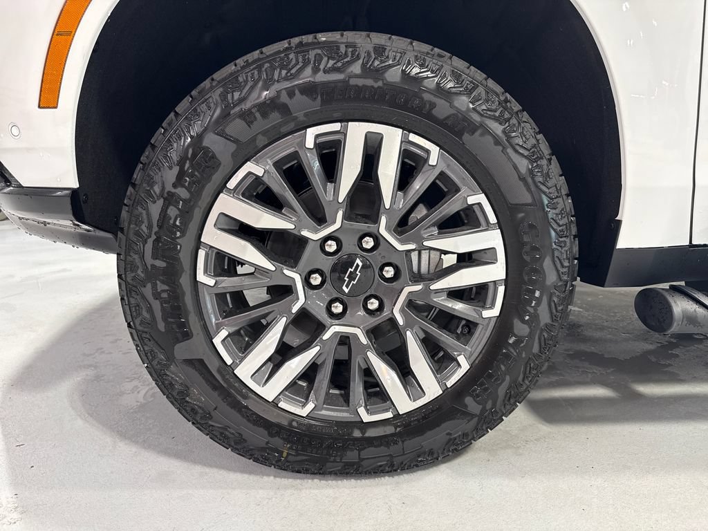 New 2026 Chevrolet Tahoe Z71 w/ Comfort Package AWD/4WD image 47