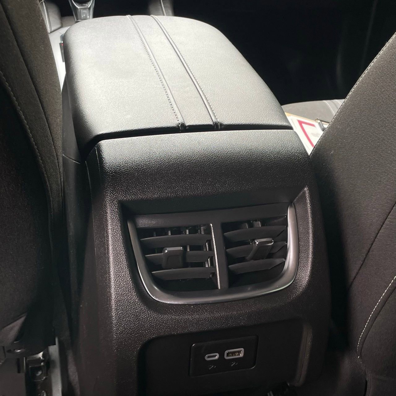 Used 2024 Chevrolet Blazer LT w/ Convenience Package FWD image 24