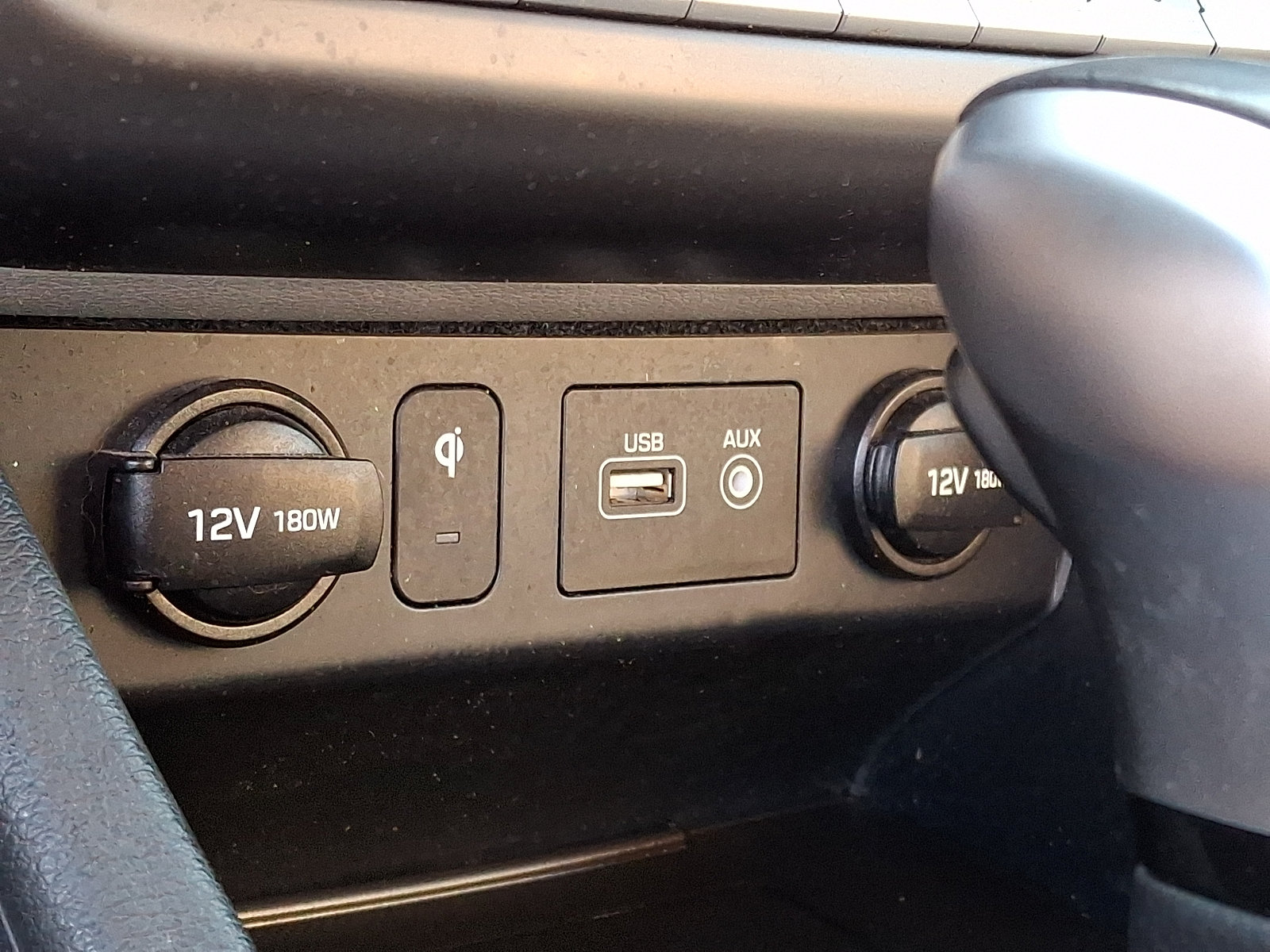 Used 2019 Hyundai Sonata SEL w/ Tech Package 02 FWD image 18