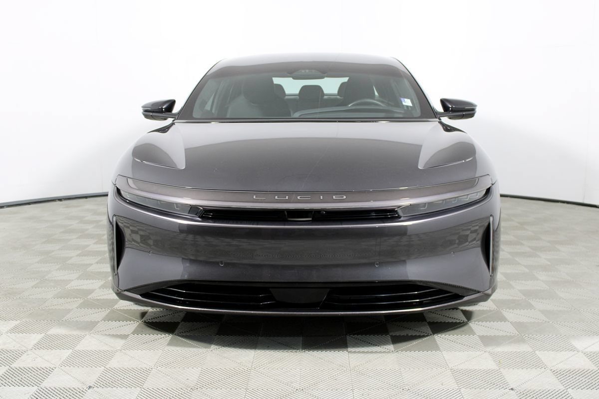 Used 2023 Lucid Air Touring AWD/4WD image 2