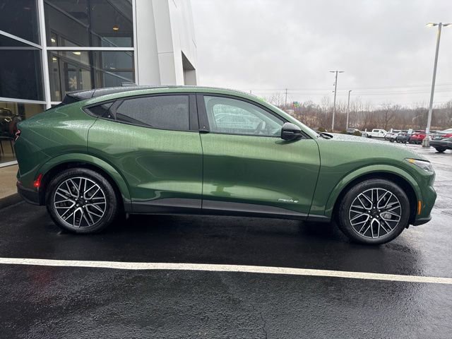 Used 2025 Ford Mustang Mach-E Premium image 8