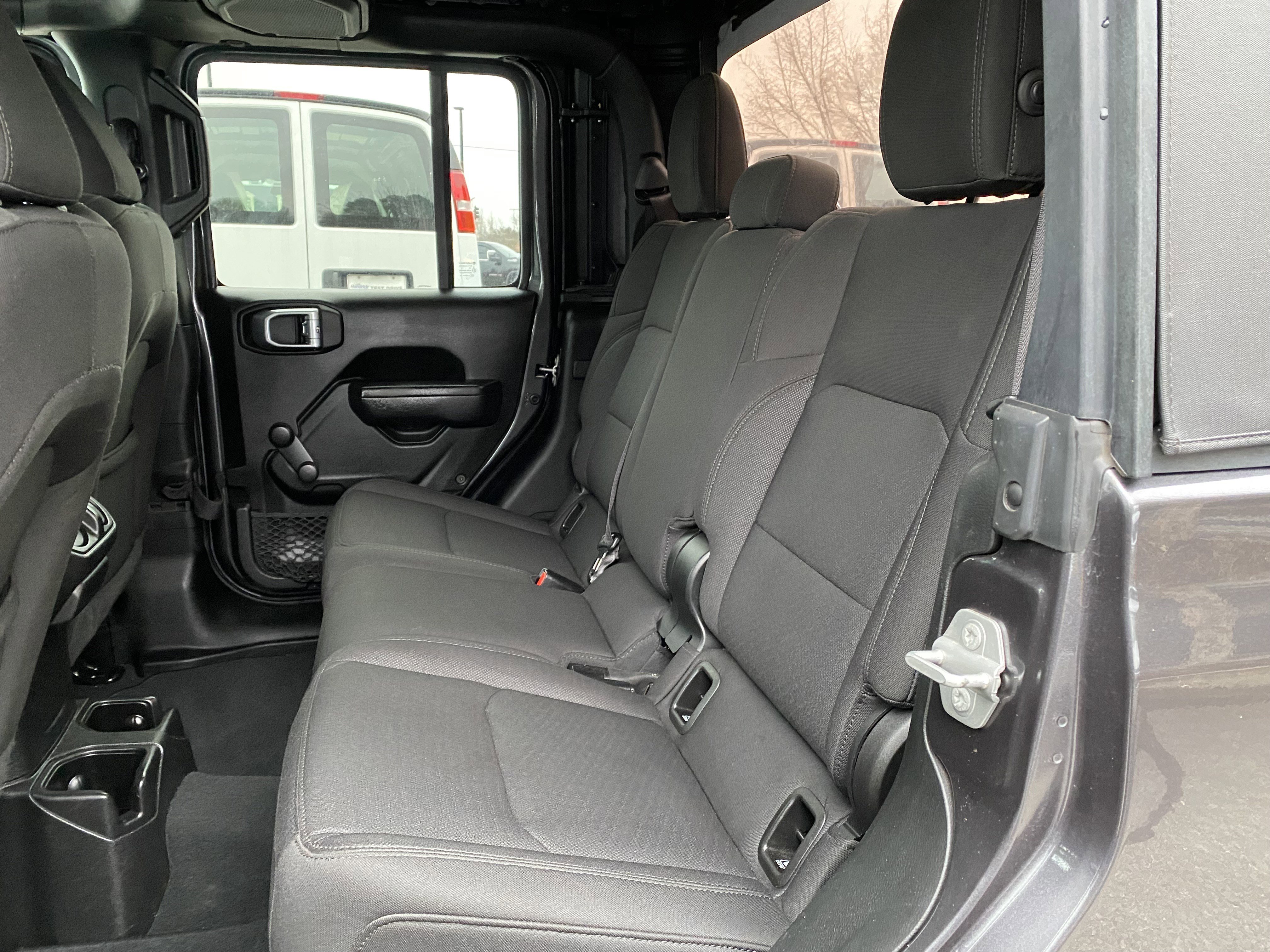 Used 2022 Jeep Gladiator Sport image 36