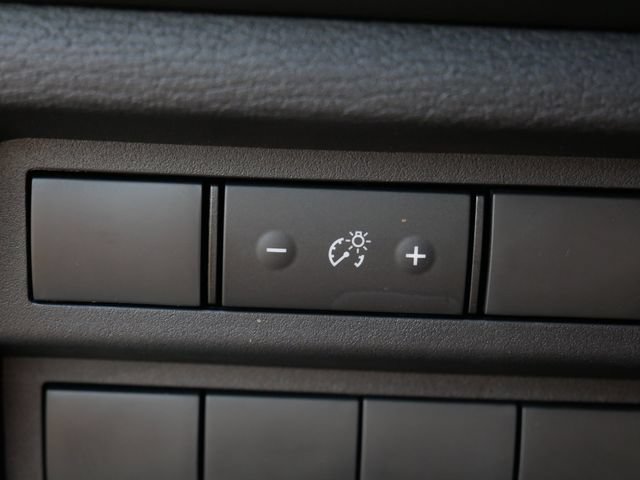 Used 2024 Mitsubishi Outlander SE AWD/4WD image 16