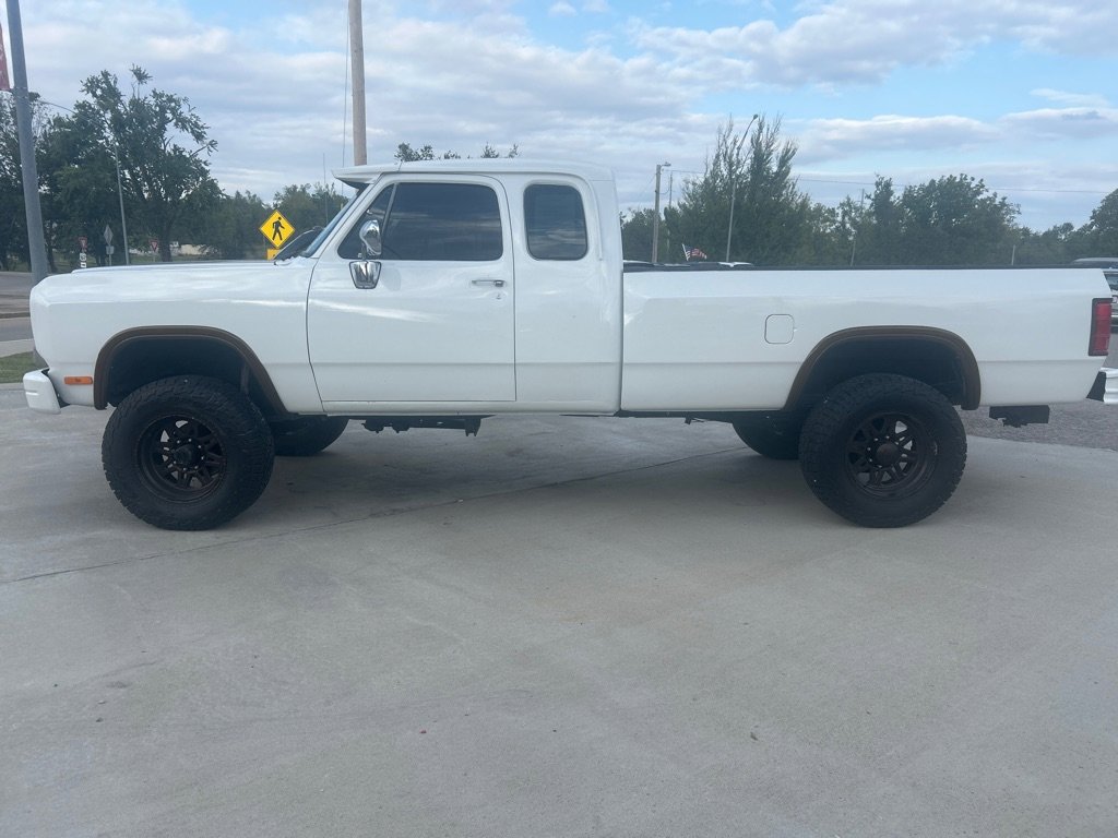 Used 1993 Dodge D/W Truck 250 image 7