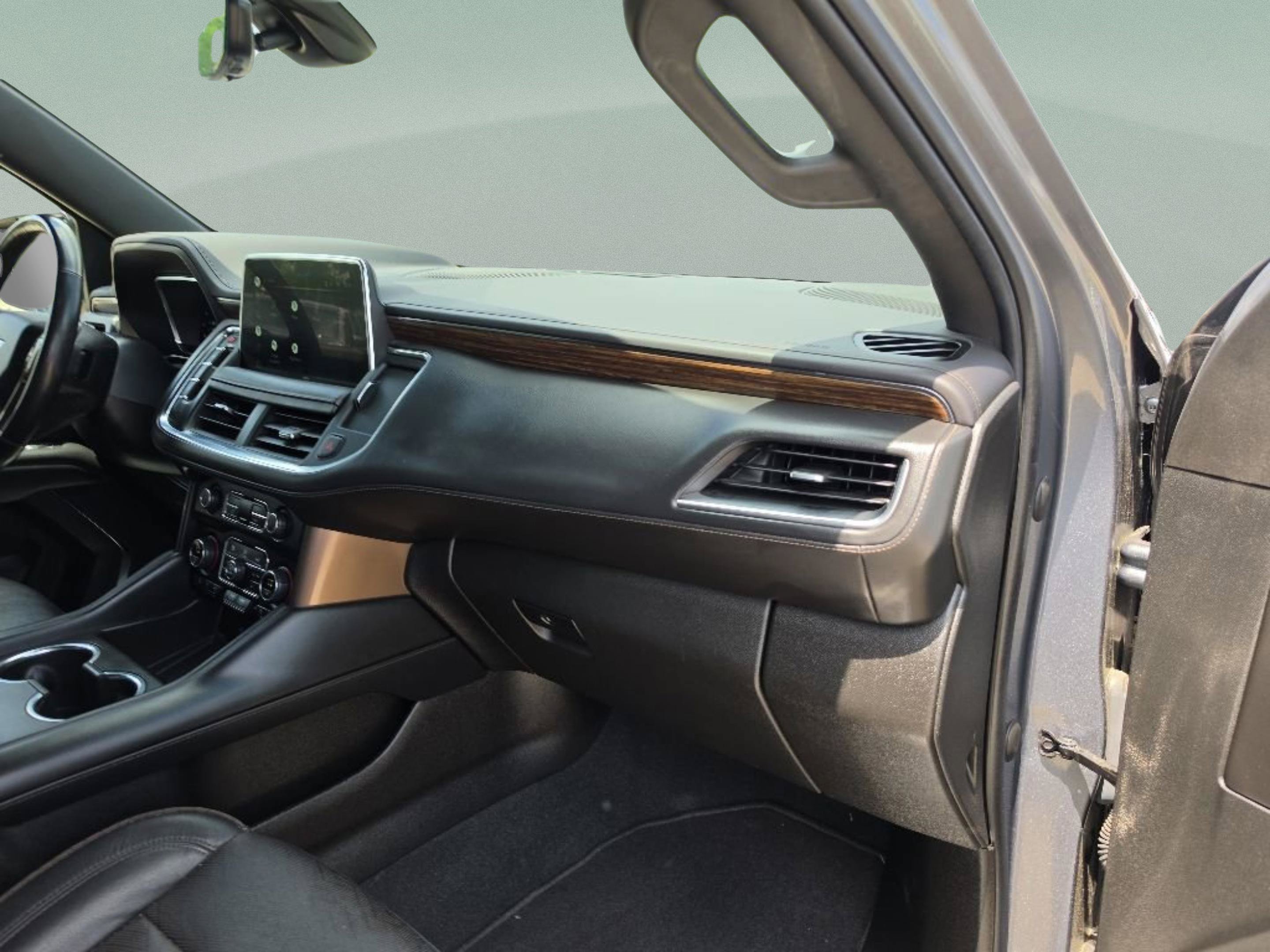 Used 2022 Chevrolet Tahoe High Country AWD/4WD image 28