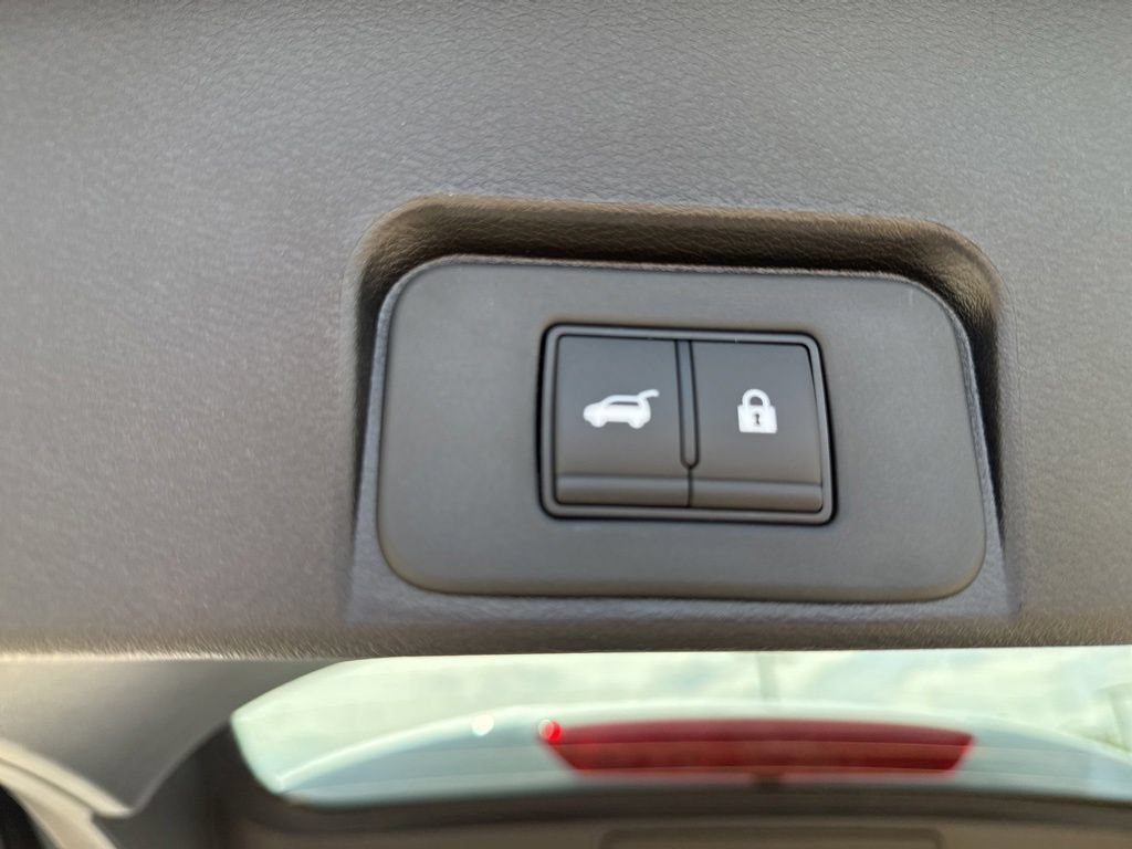 New 2026 Nissan Rogue Dark Armor AWD/4WD image 31