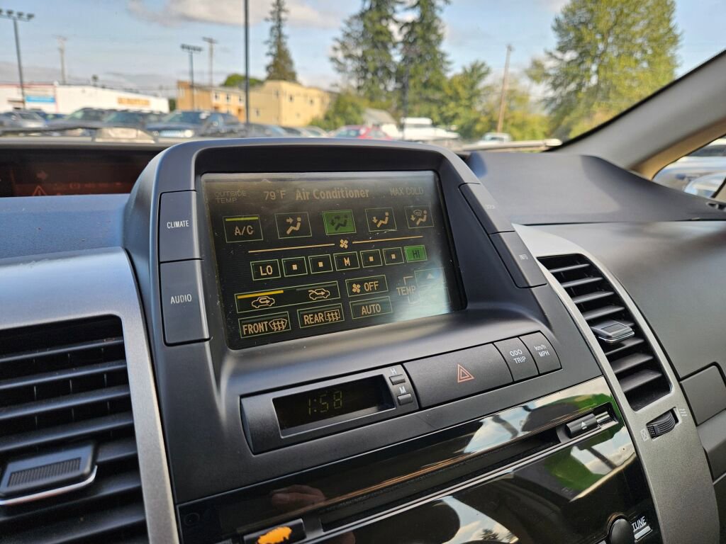 Used 2004 Toyota Prius FWD image 18