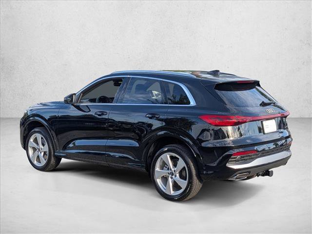 Certified 2025 Audi Q5 Premium Plus w/ Premium Plus AWD/4WD image 7