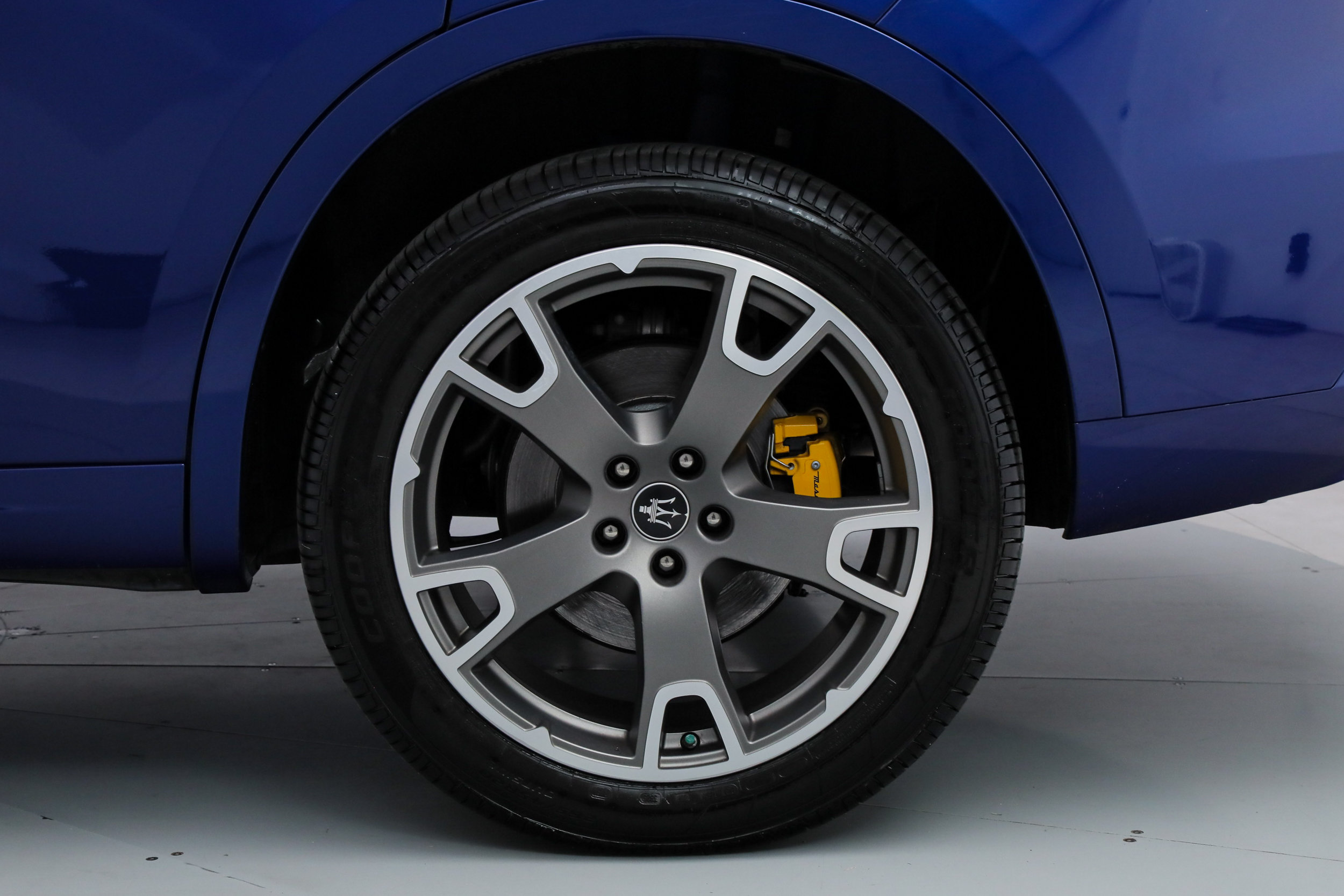 Certified 2023 Maserati Levante GT AWD/4WD image 21
