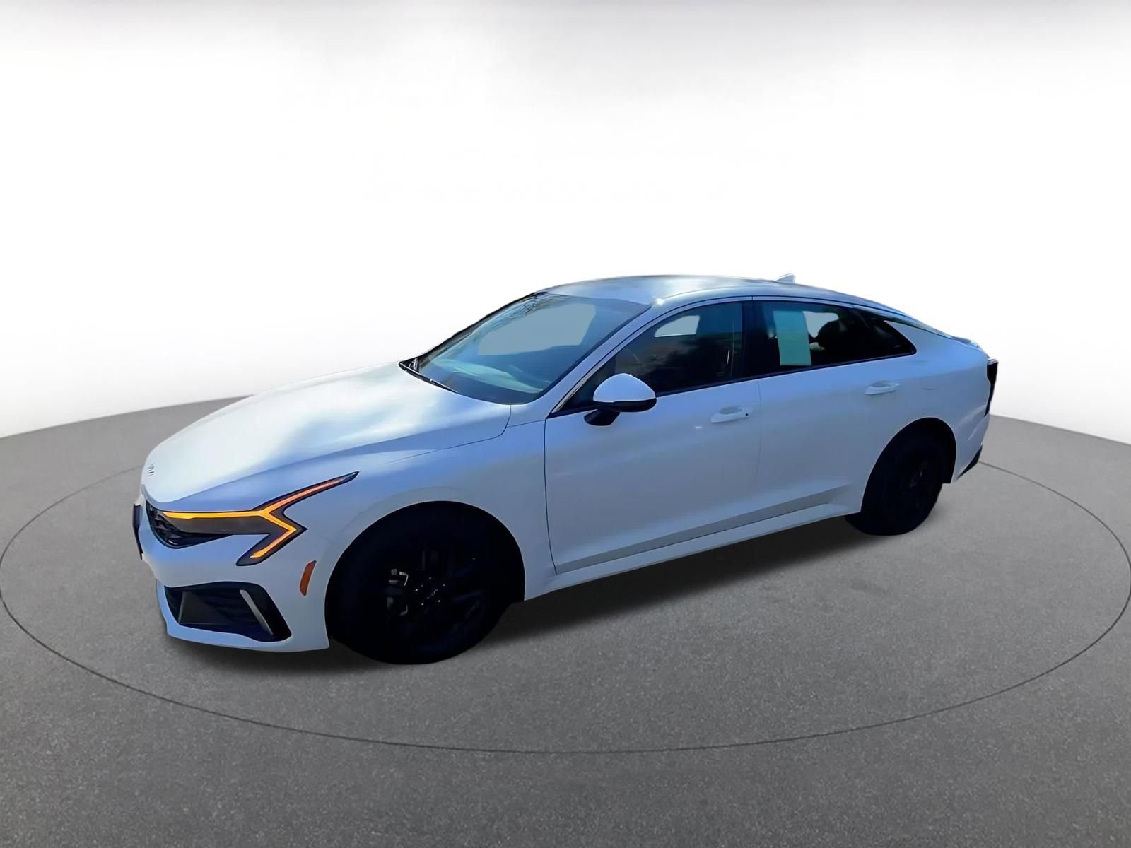 Used 2025 Kia K5 LXS image 8