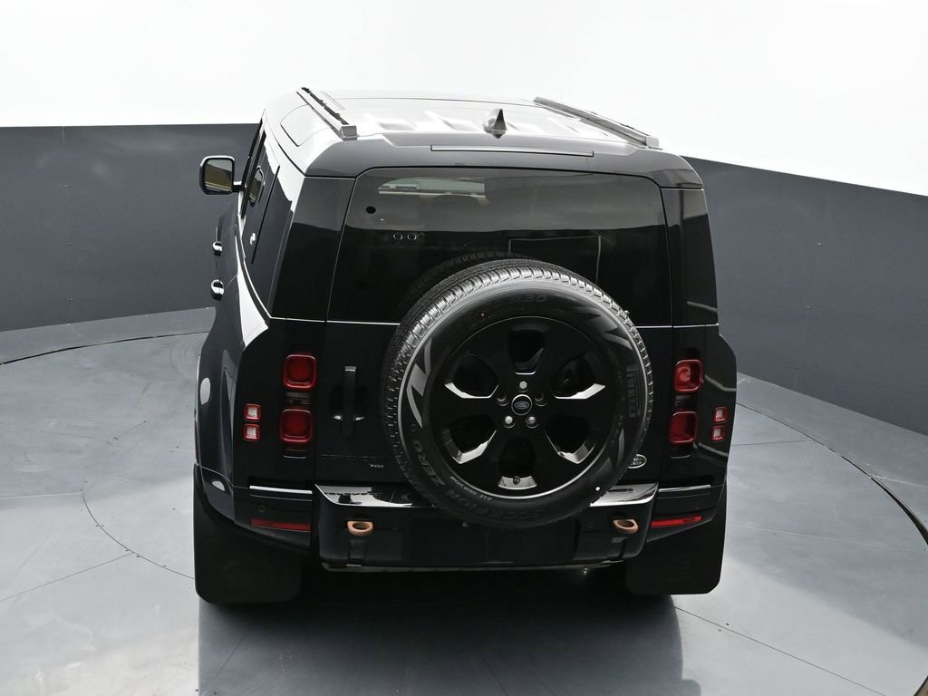 Used 2023 Land Rover Defender 110 X-Dynamic SE AWD/4WD image 35