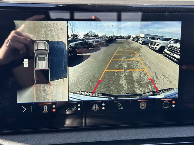 New 2026 GMC Sierra 1500 AT4 w/ Technology Package image 17