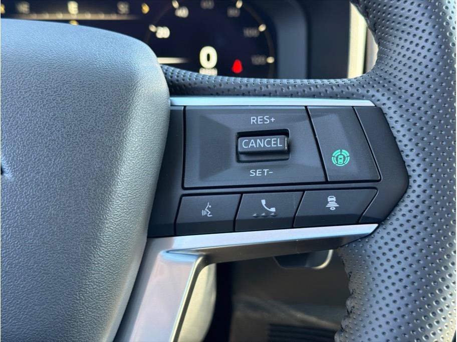 New 2026 Mitsubishi Outlander SEL FWD image 15