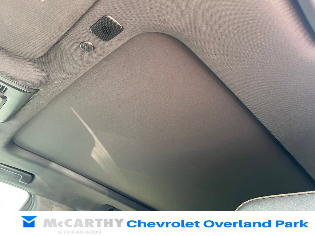 Used 2021 Chevrolet Suburban High Country w/ Premium Package AWD/4WD image 11