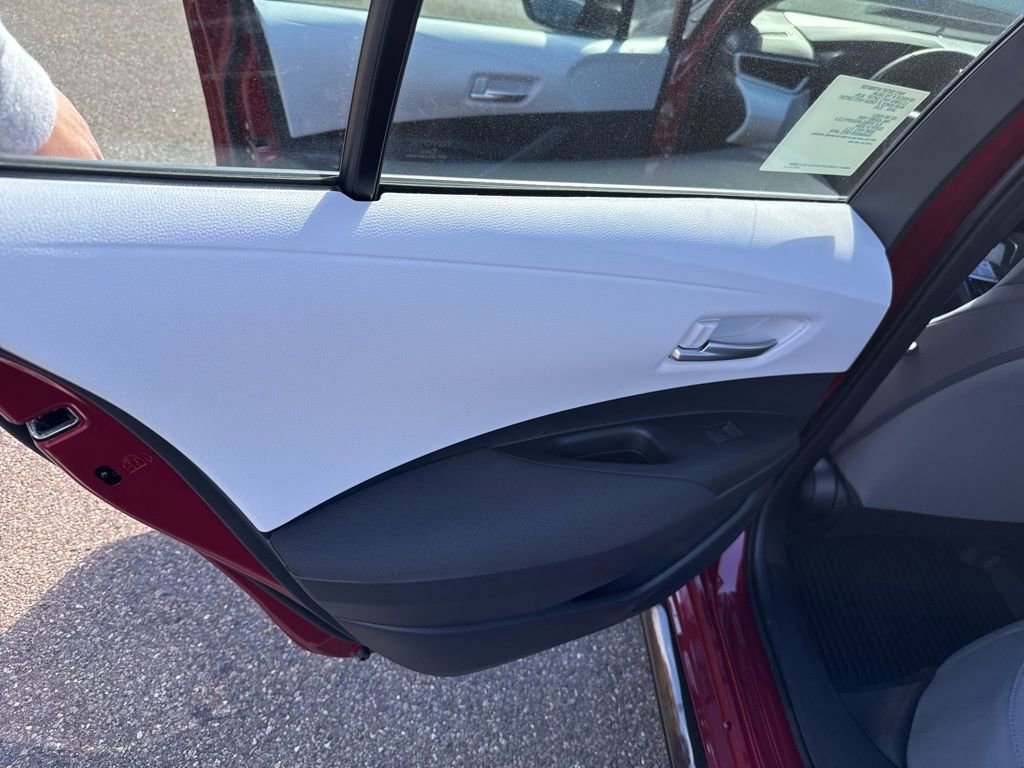 Certified 2026 Toyota Corolla SE w/ SE Package image 13