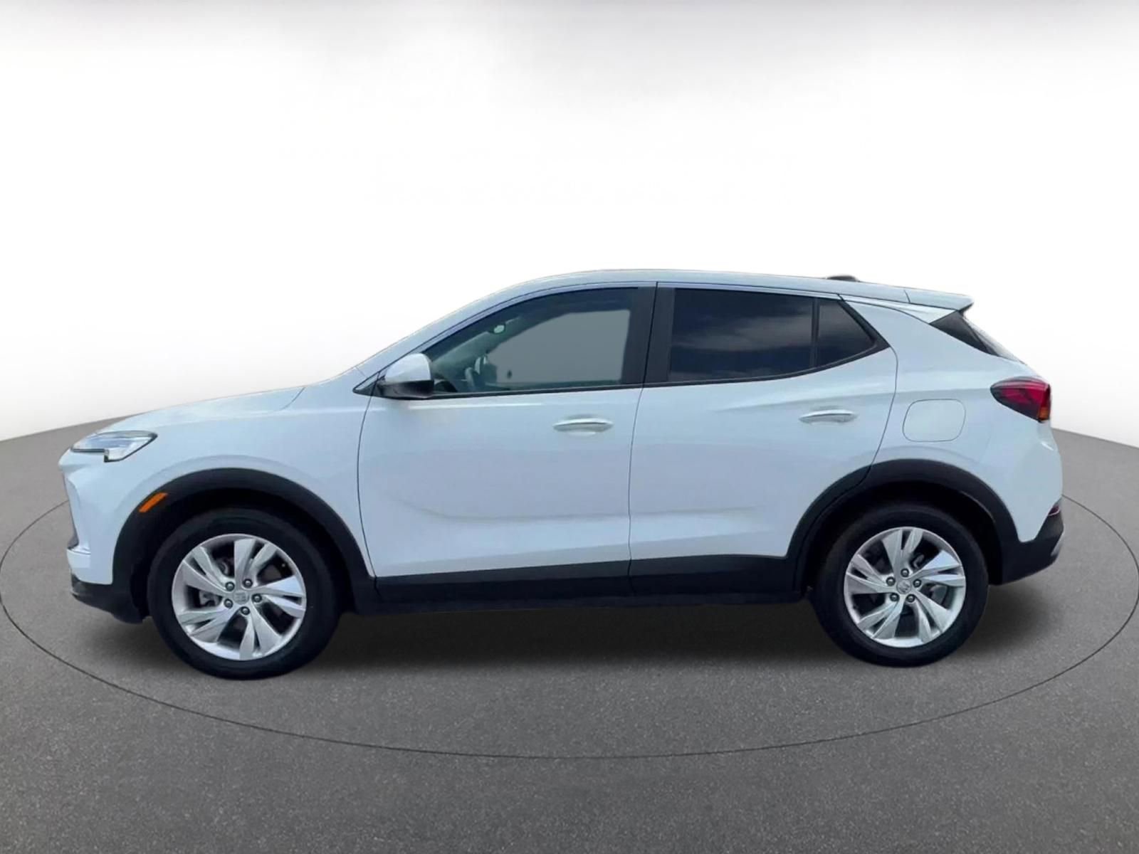 Used 2025 Buick Encore GX Preferred FWD image 8