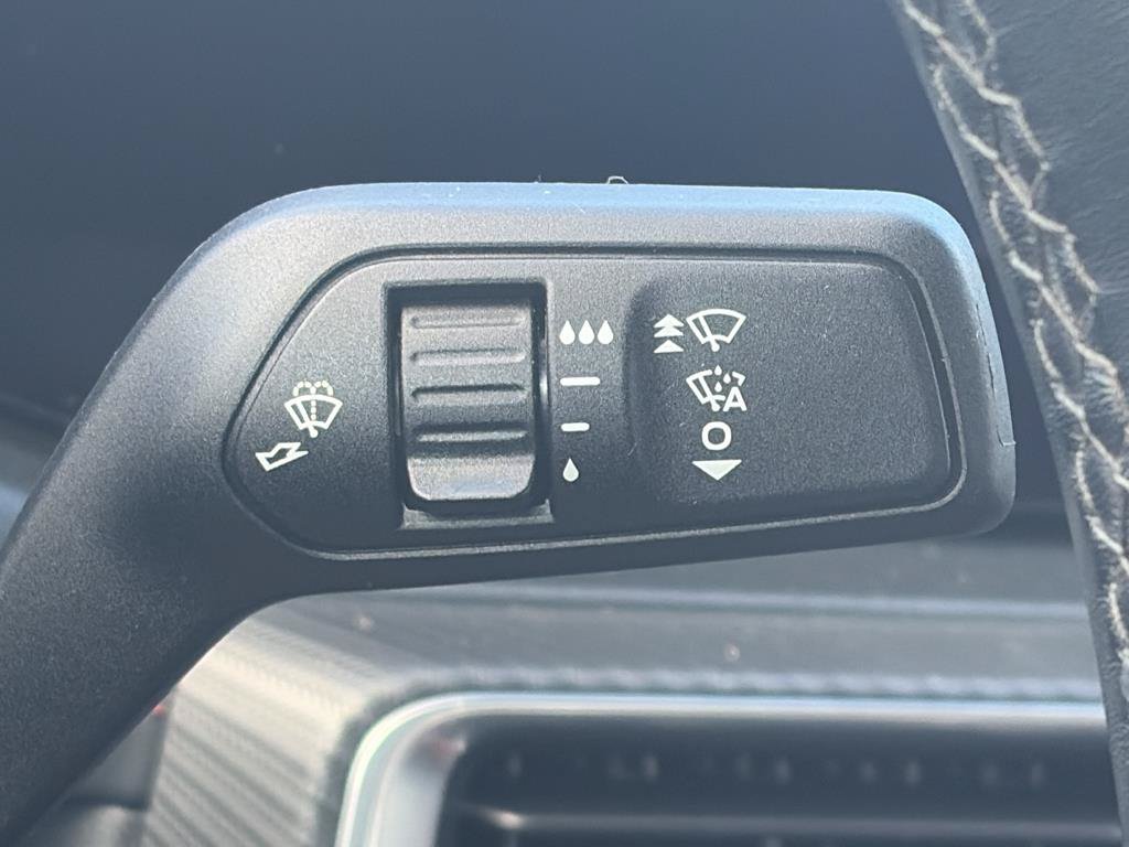 Used 2025 Ford Mustang Premium RWD image 11