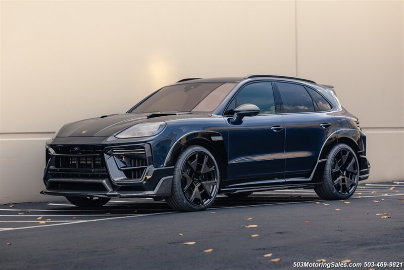 Used 2024 Porsche Cayenne Turbo AWD/4WD image 1
