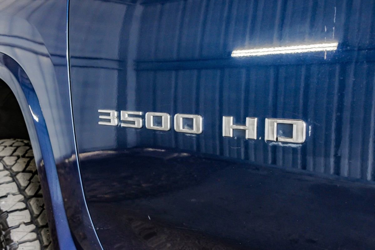 Used 2021 Chevrolet Silverado 3500 High Country image 57