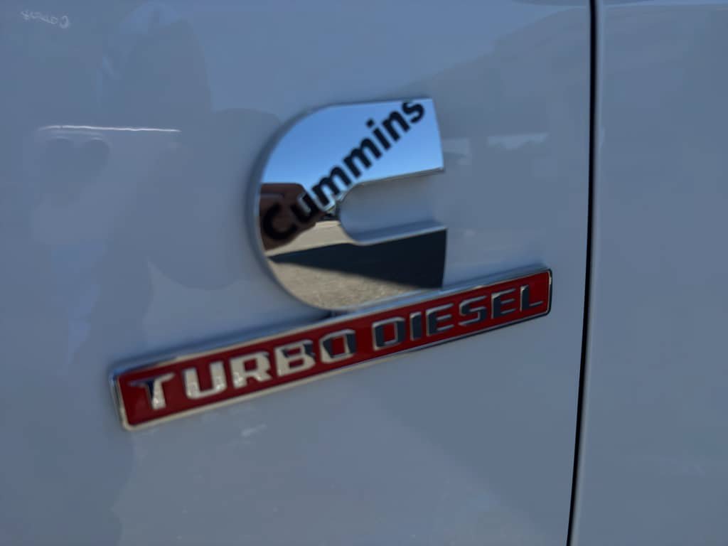 New 2026 RAM 3500 Laramie AWD/4WD image 4