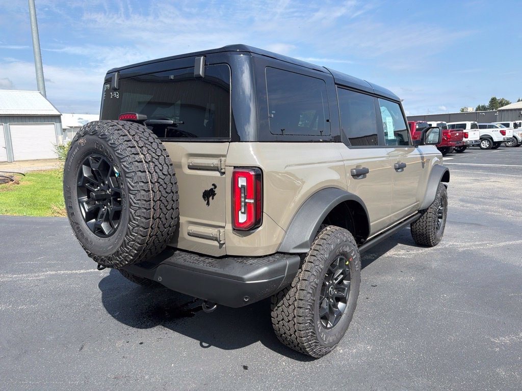 New 2026 Ford Bronco Badlands AWD/4WD image 3