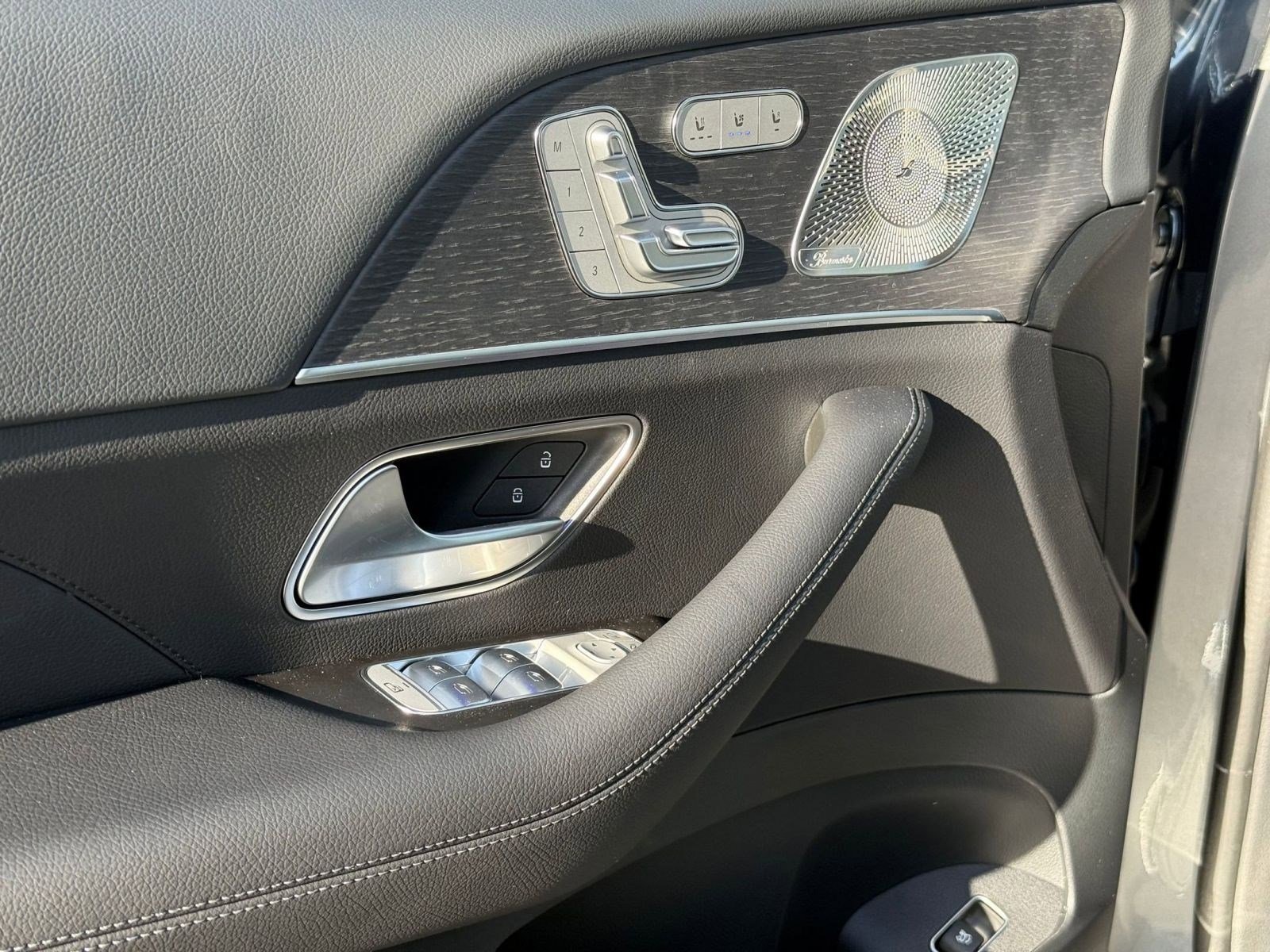 Used 2026 Mercedes-Benz GLS 450 4MATIC image 14