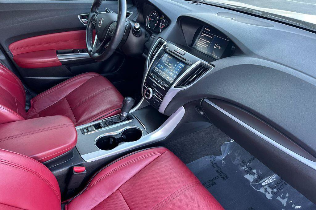 Used 2019 Acura TLX w/ Technology & A-SPEC Package FWD image 15
