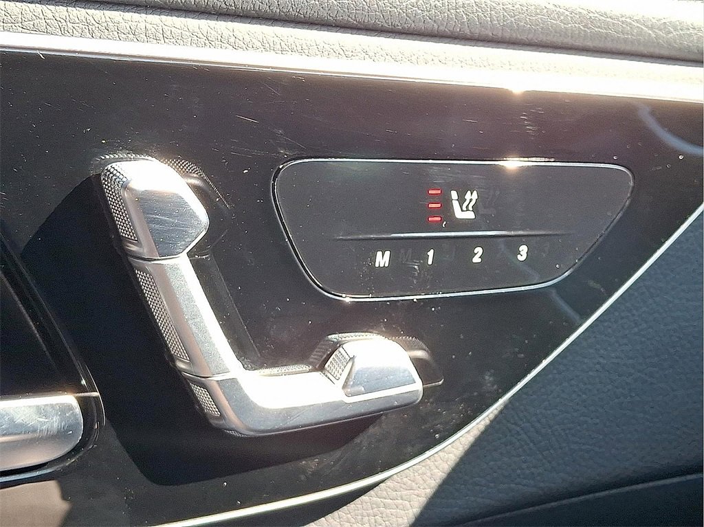 Used 2022 Mercedes-Benz C 300 C 300 image 26