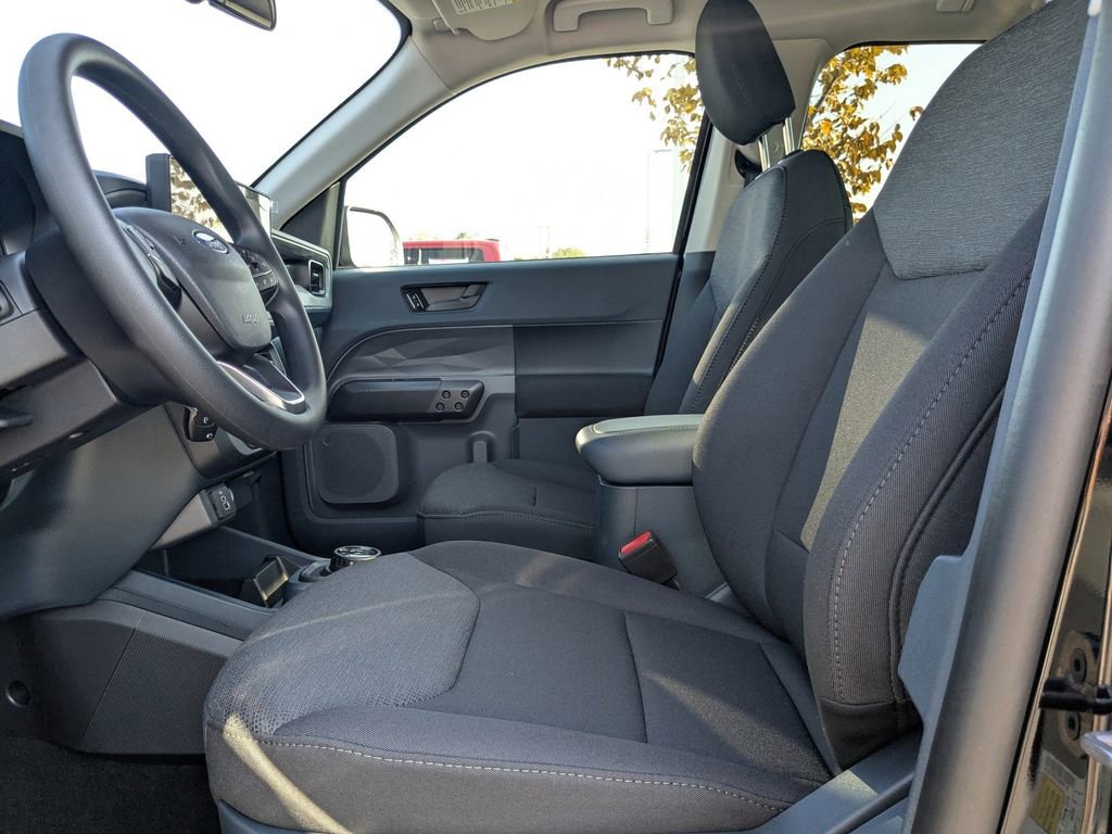 New 2025 Ford Maverick XL image 28