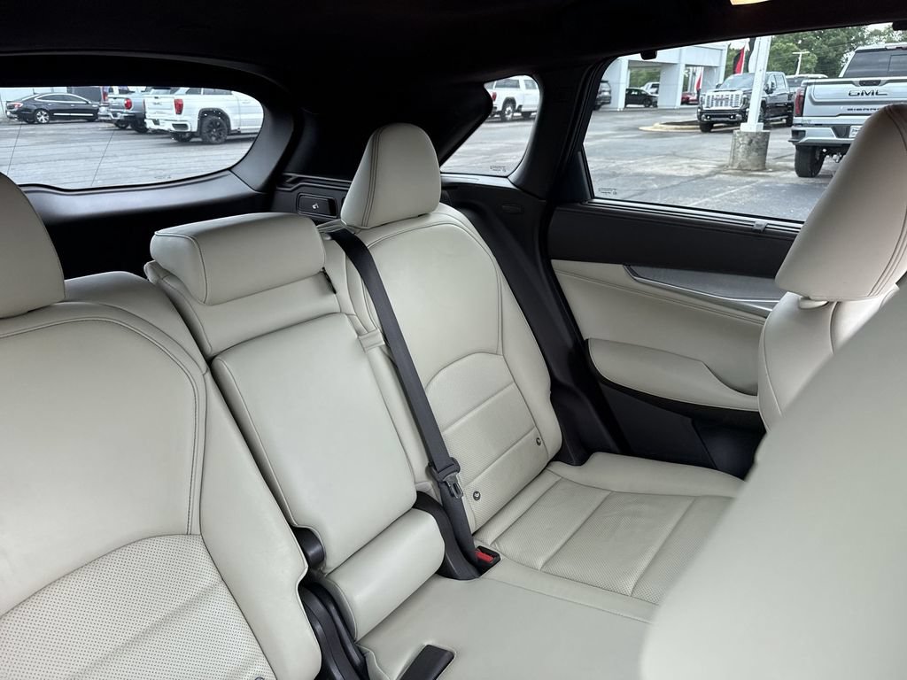 Used 2019 INFINITI QX50 Essential w/ Sensory Package AWD/4WD image 14