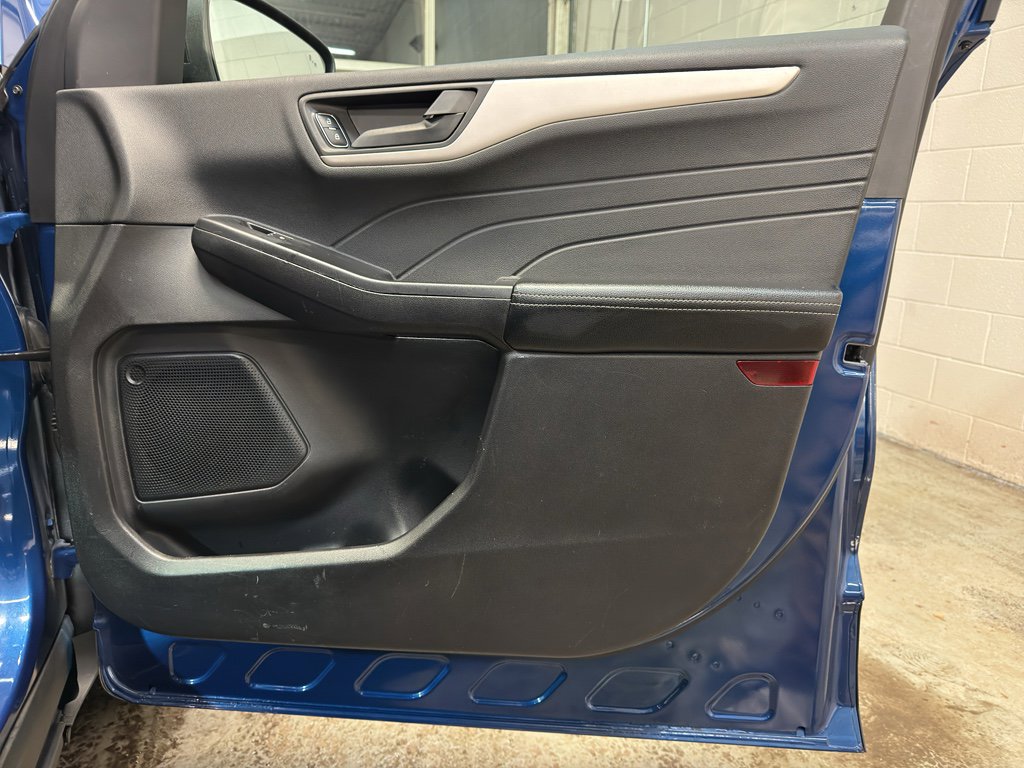 Used 2022 Ford Escape SE w/ Convenience Package image 21