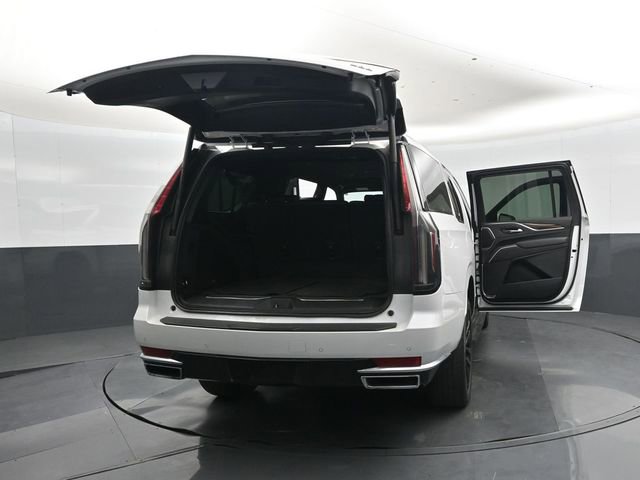 Used 2021 Cadillac Escalade ESV Luxury image 50