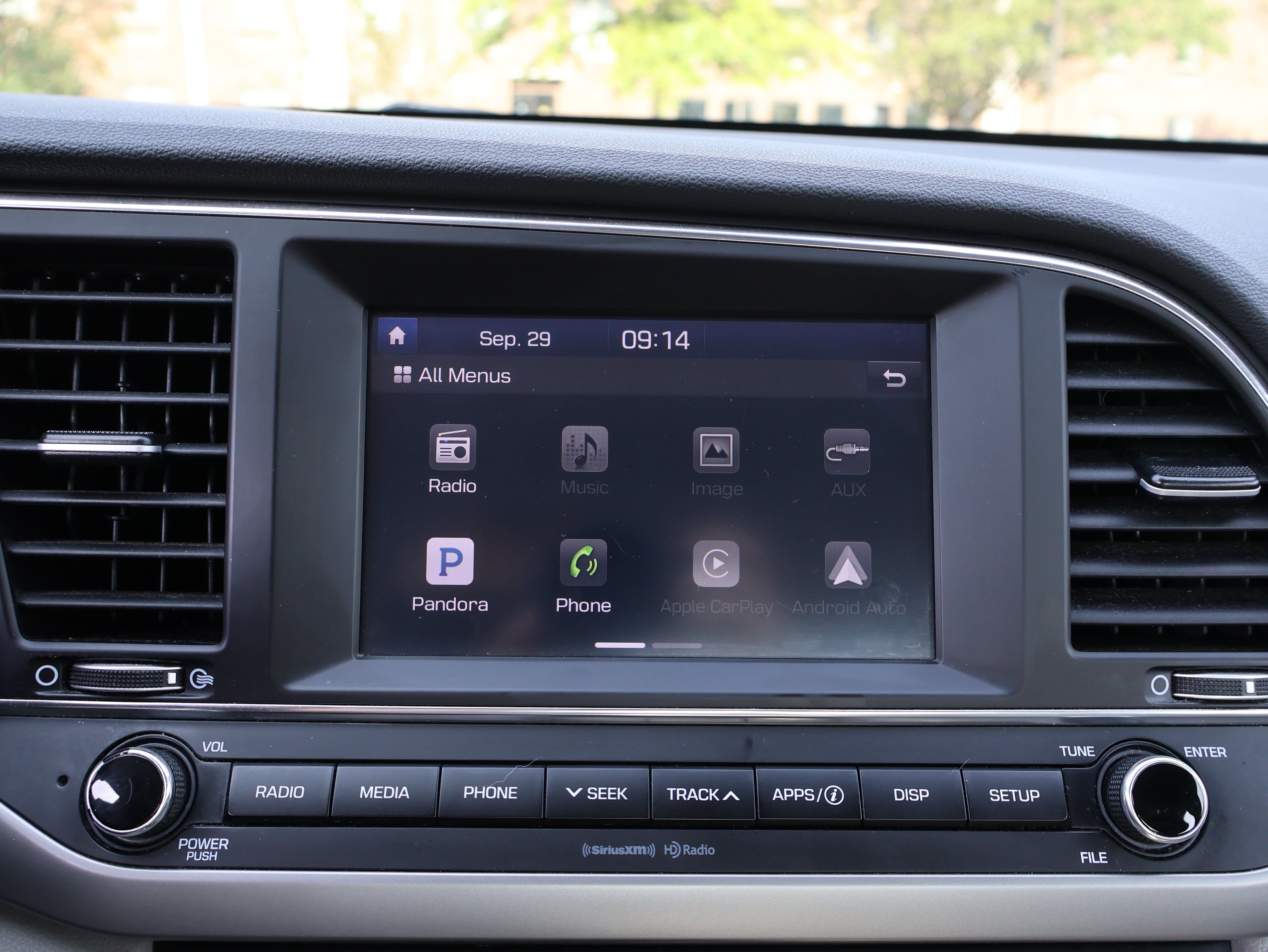 Used 2018 Hyundai Elantra SEL FWD image 26